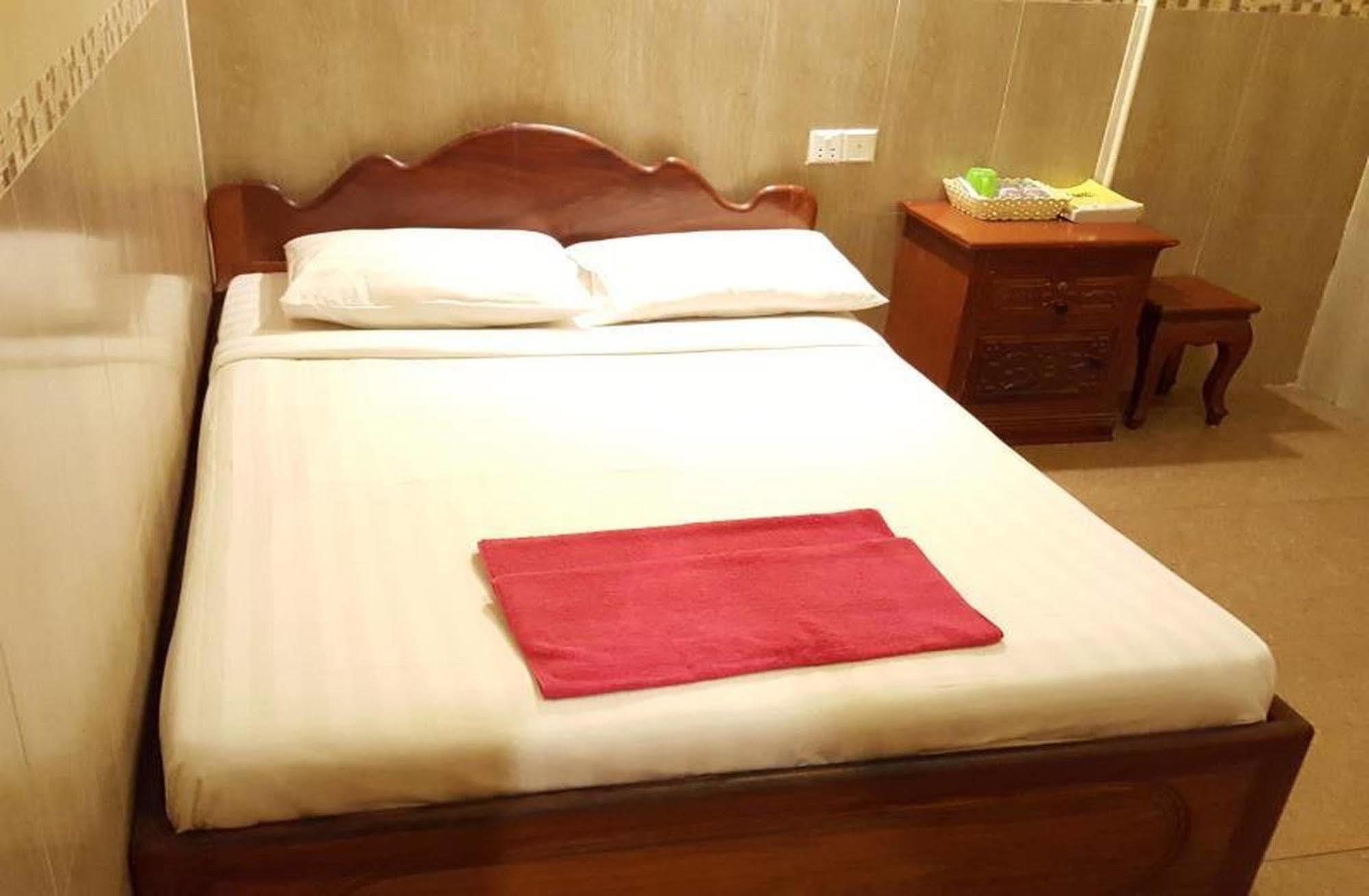 Lucky 2 Guesthouse Phnompen Kültér fotó
